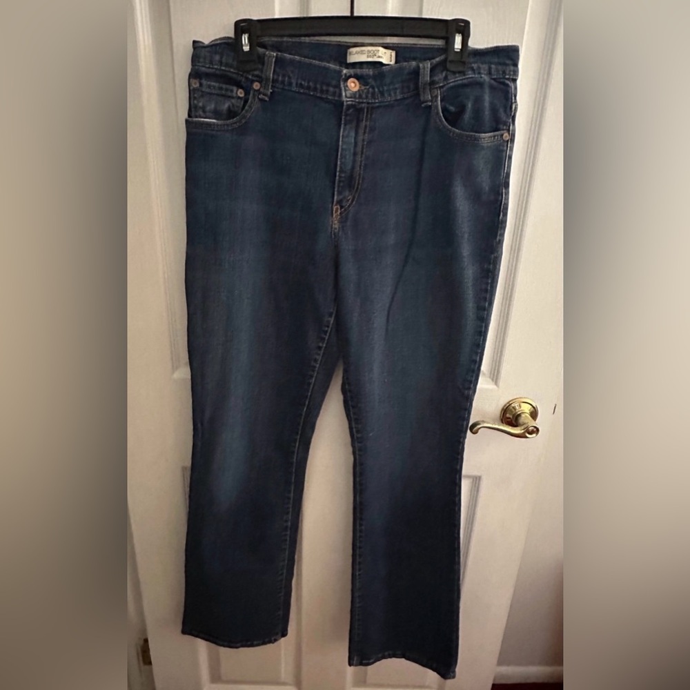 Levi's Women's Dark Blue Straight Leg Jeans